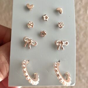 NWT Gold Bow, Heart, Flower, Pearl, & Star 5 Pair Earring Set